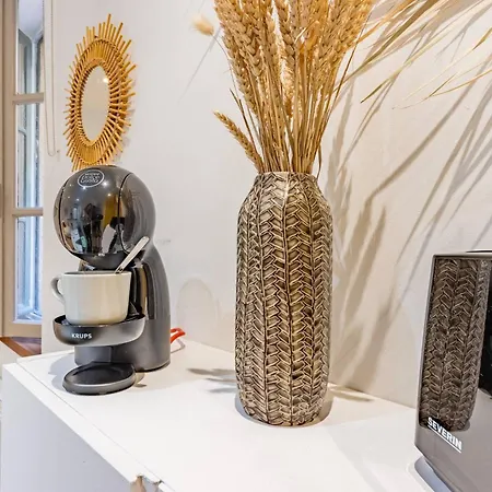 Le Nid Douillet - Lit King Size Апартаменты